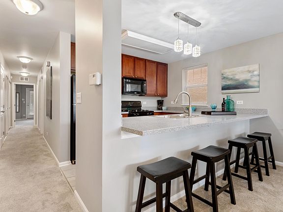 5th image of 1115 N Crosby St #2