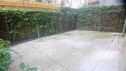 Rented by Uptown Flats LLC