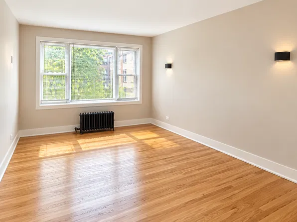 7369 N Damen Ave APT A2, Chicago, IL 60645