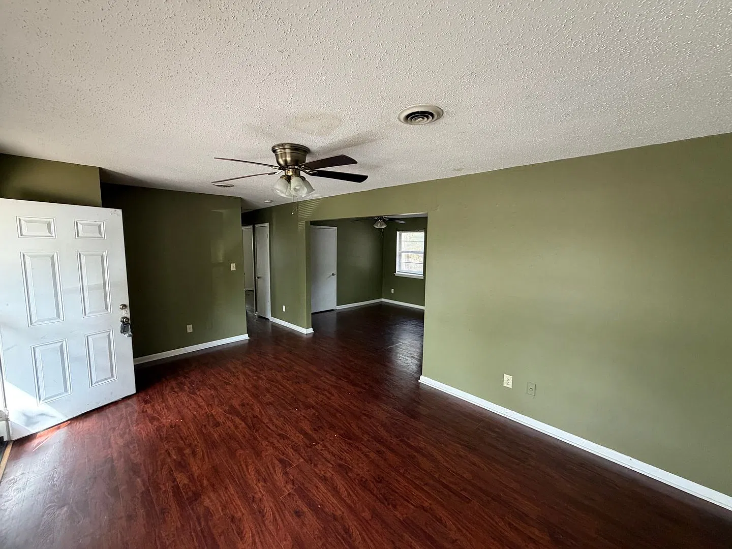 1244 Oak — Photo 3