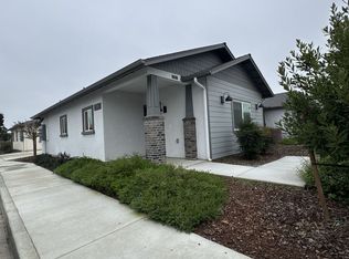 514 S Summit St #101, Visalia, CA 93292