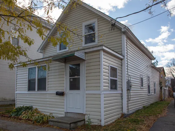 85 Montcalm Ave, Plattsburgh, NY 12901