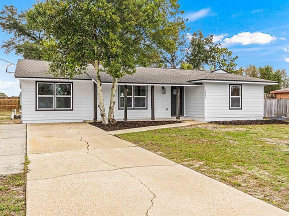 3rd image of 3330 Maplewood Dr