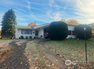 811 S 4th St, Dayton, WA 99328