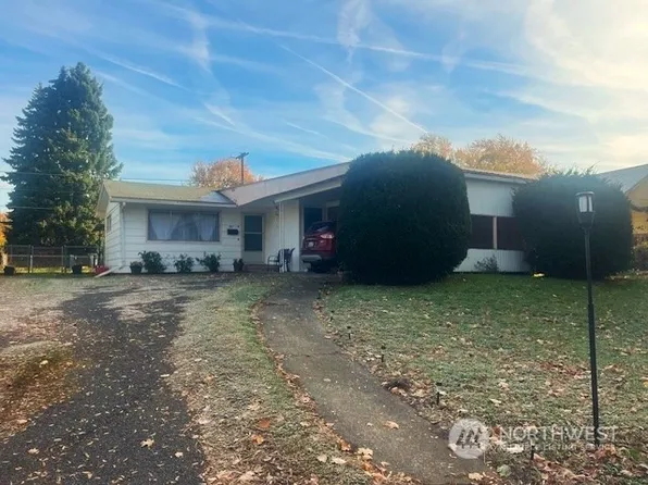 811 S 4th Street, Dayton, WA 99328