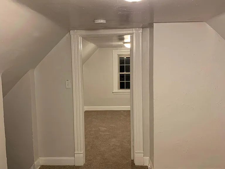 900 Gibson St — Photo 10