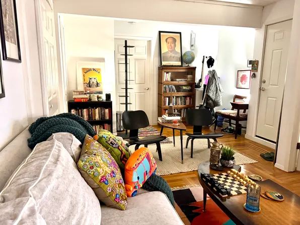 33 Devoe Street image 1 of 16