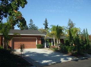 197 Old Adobe Rd, Los Gatos, CA 95032