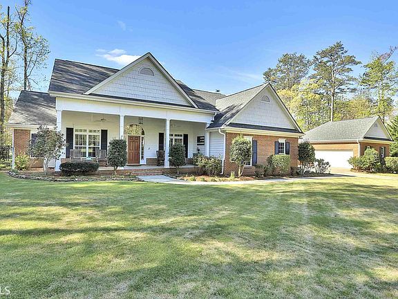 2nd image of 190 Winfair Dr
