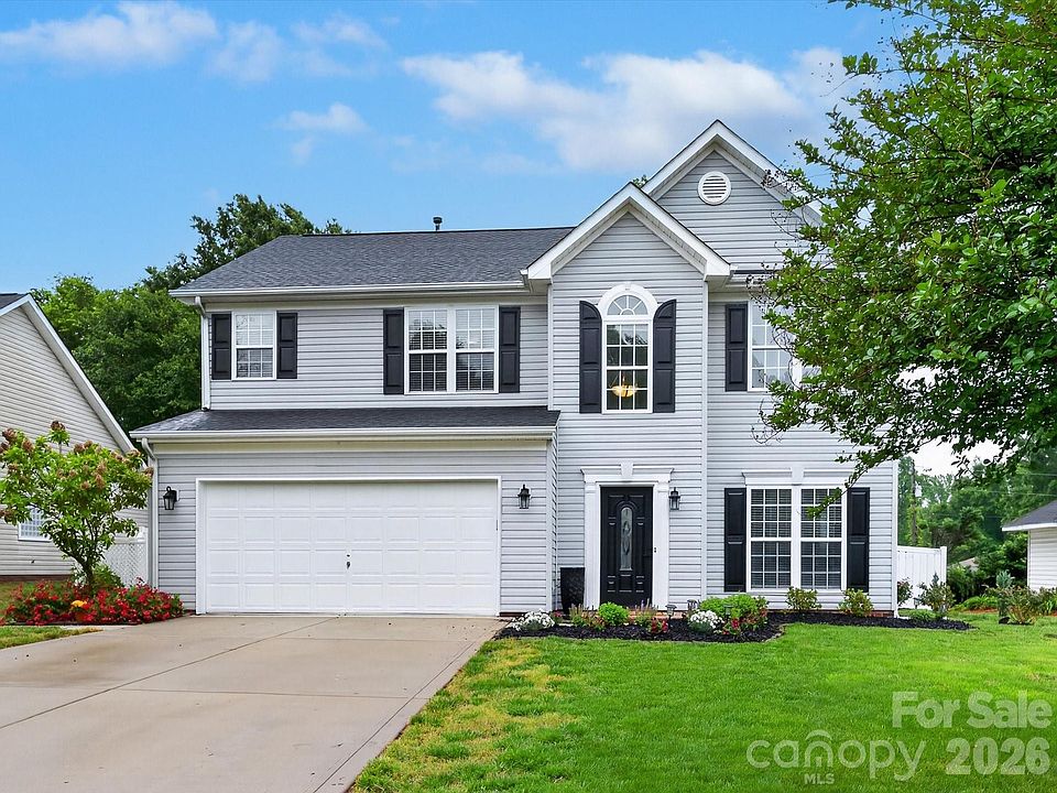 1st image of 3416 Fairfax Woods Dr
