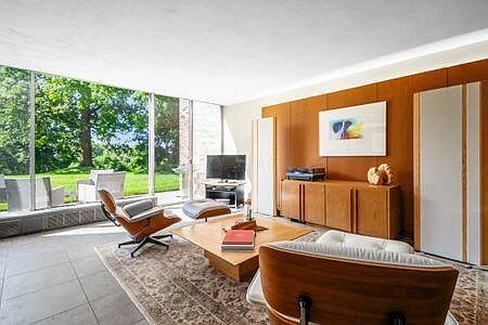 2nd image of 1000 Urlin Ave #15