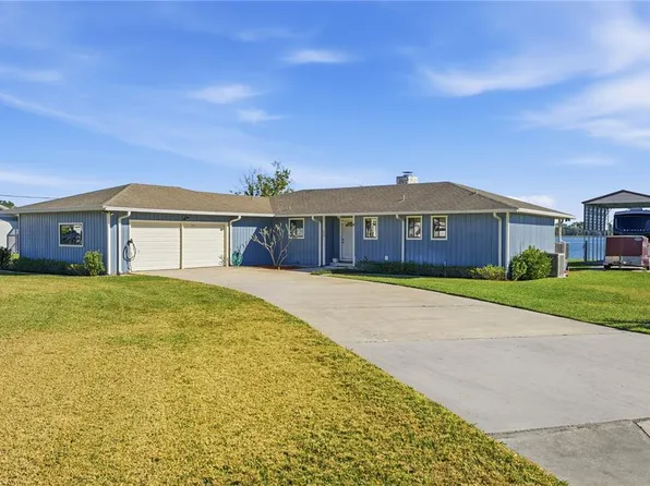 533 Edgewater Dr, Polk City, FL 33868