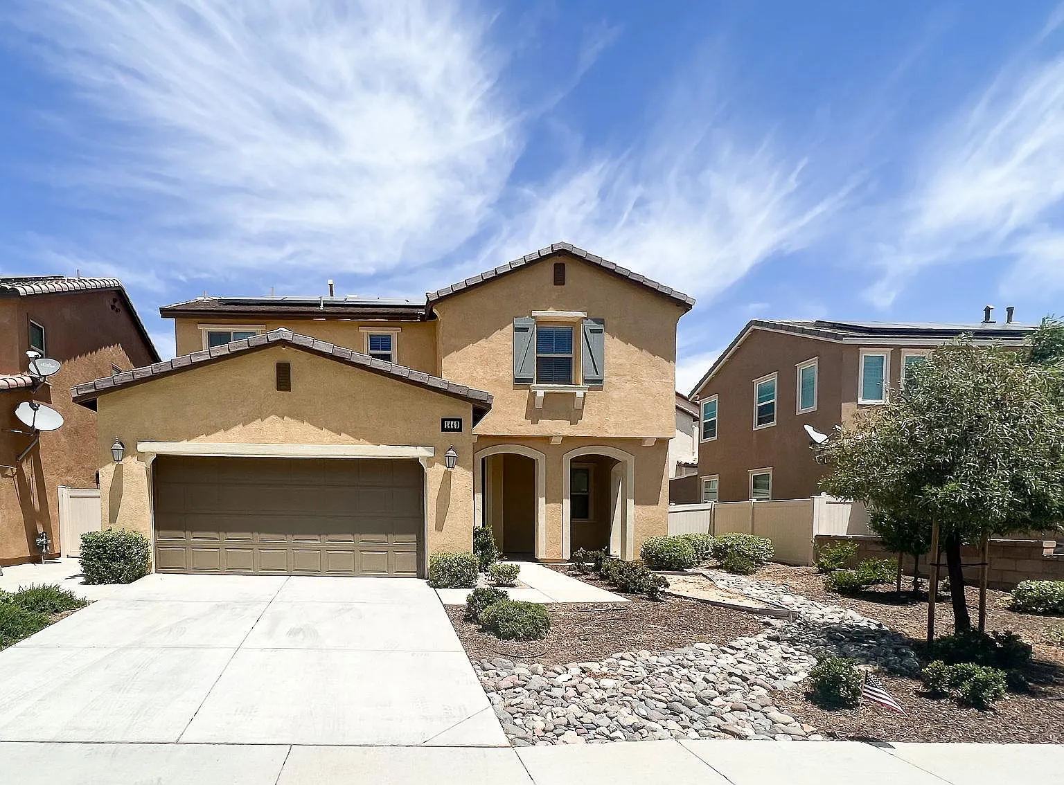 3 bed, 1662 sqft, $2,995 — Photo 1