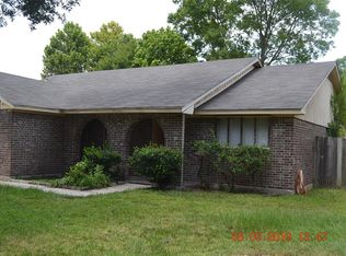3902 R V Mayfield Dr, Houston, TX 77088