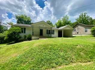 136 State Garage Rd, Stearns, KY 42647