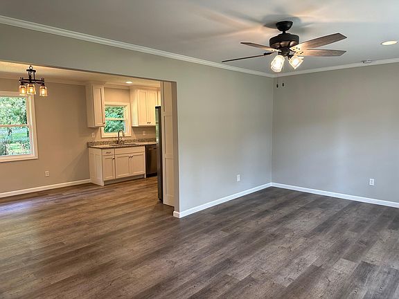 4th image of 4806 Aster Dr NW