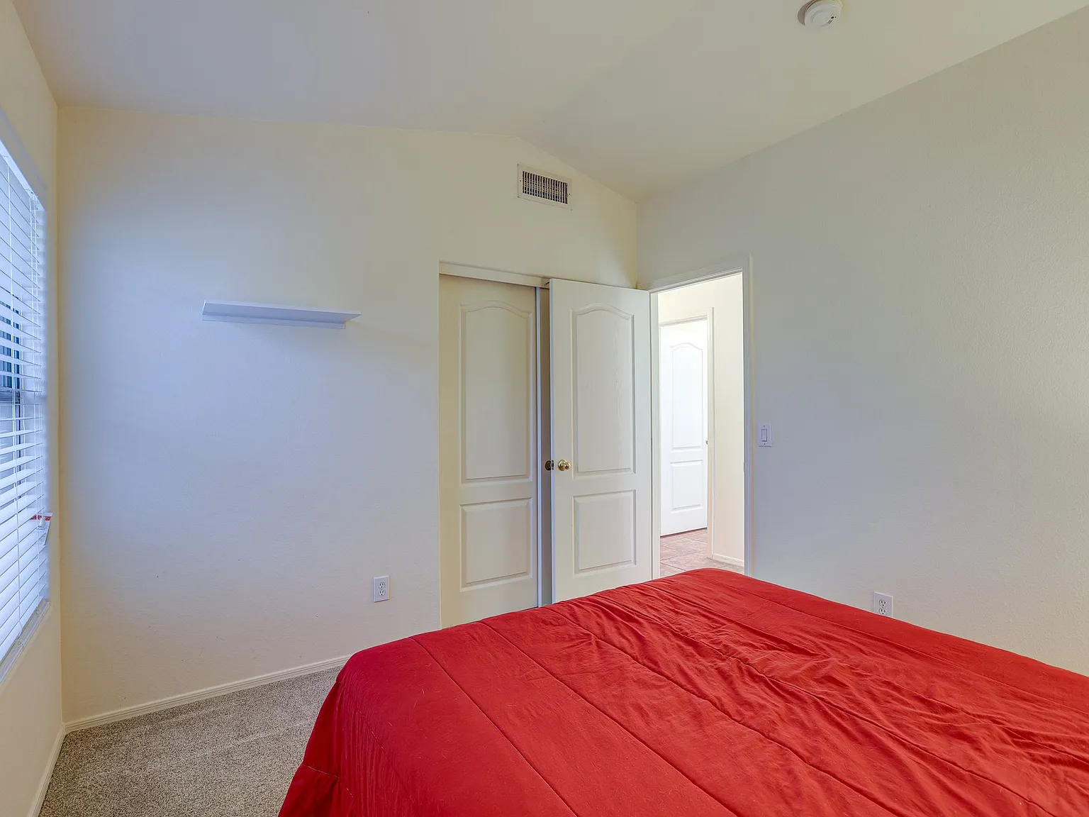 12750 W Edgemont Ave — Photo 4