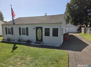 55 Circle Dr, Wallingford, CT 06492