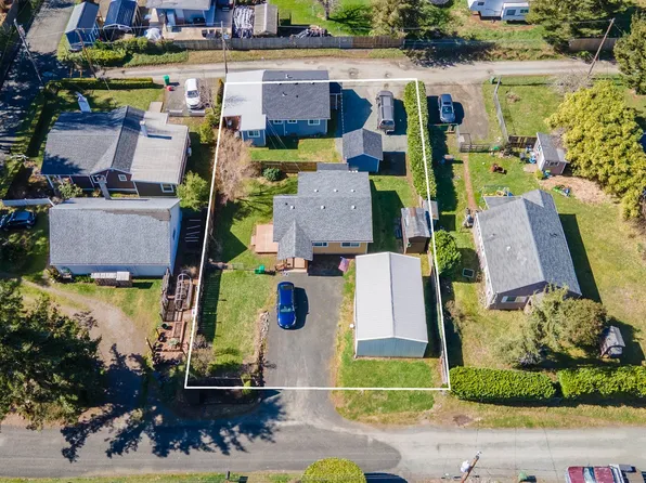 2145 25th St, Coos Bay, OR 97420