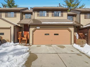 256 Centerbury Ct #67, Cincinnati, OH 45246