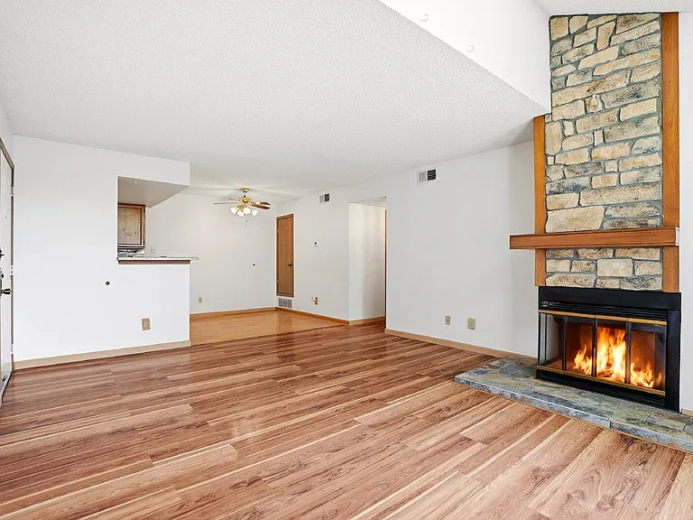 931 S Zeno Way #103 — Photo 9