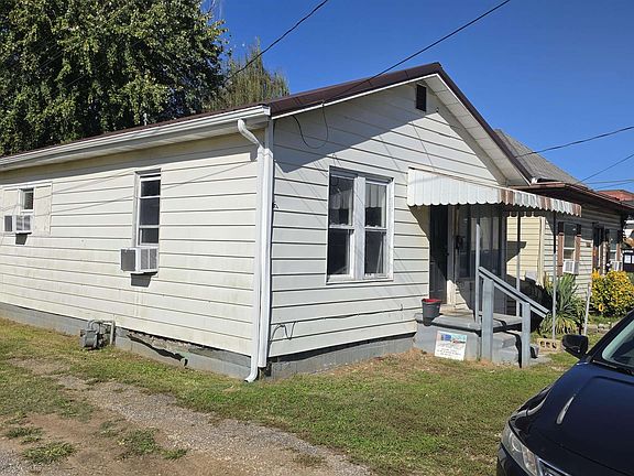 2nd image of 2352 W 5th Ave