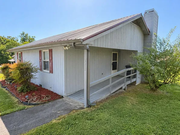 3312 Iron Gate Dr, White Pine, TN 37890