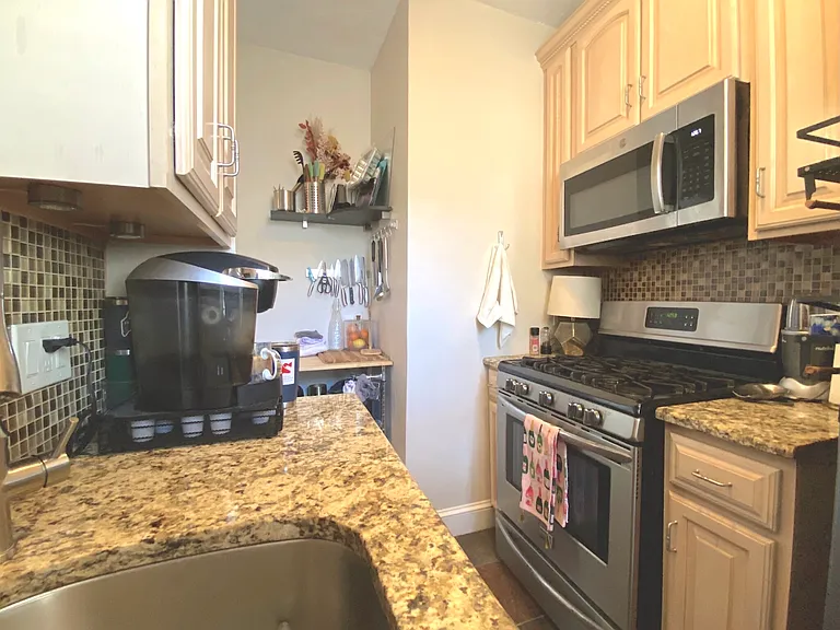 131 Park Dr #30 — Photo 7