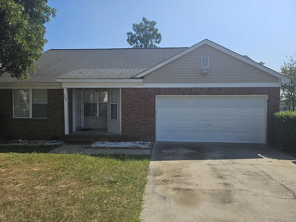 308 N Crossing Dr