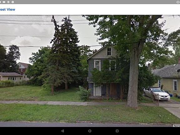 3rd image of 907 Centre Ave