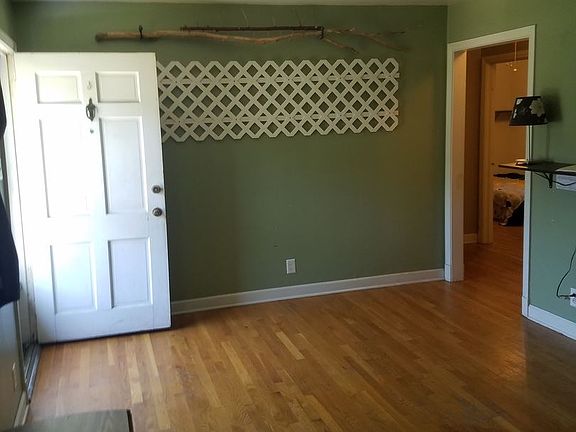 3rd image of 1421 Lynhaven Ave