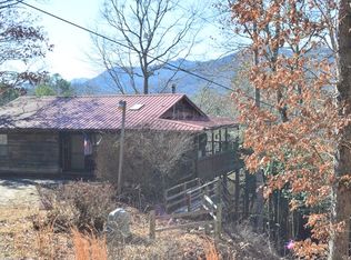 46 Woodpecker Way, Franklin, NC 28734