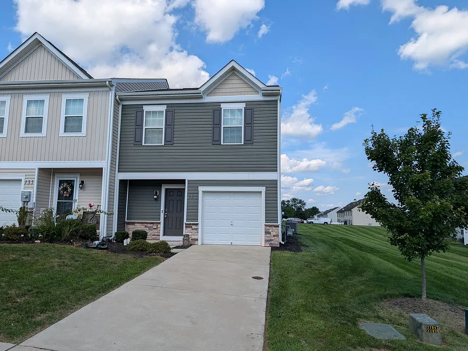 125 Maple Run Dr