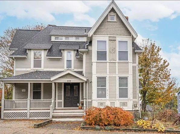 222 Belmont St #2, Fall River, MA 02720