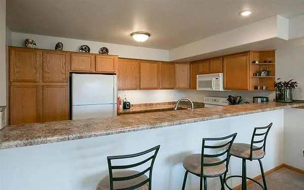 4419 E Court St — Photo 5