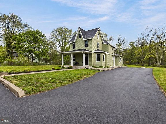 2nd image of 334 New Brooklyn Rd