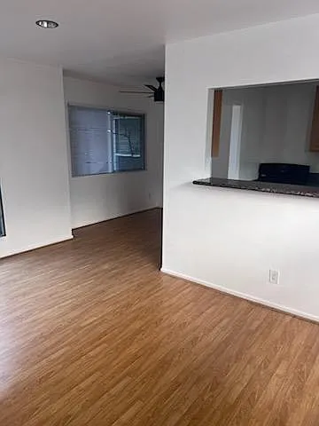5439 Russell Ave #6 — Photo 10