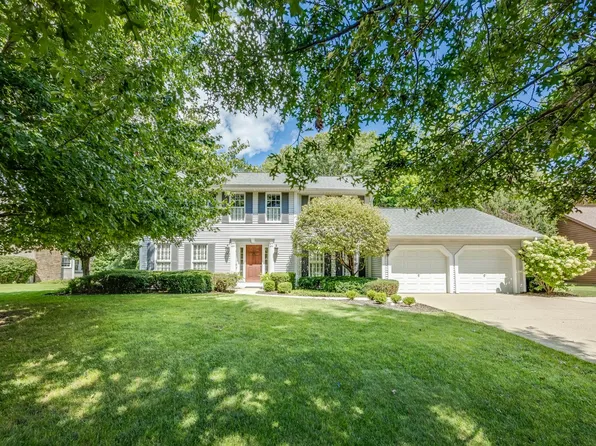 42 White Oak Dr, Batesville, IN 47006