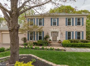 10541 Greene Dr, Lorton, VA 22079