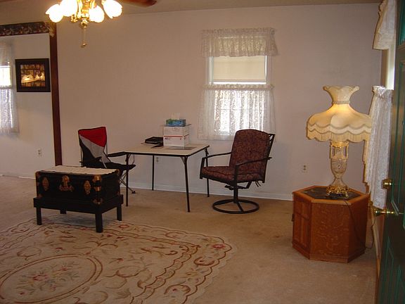 4th image of 71 Kirkland Dr