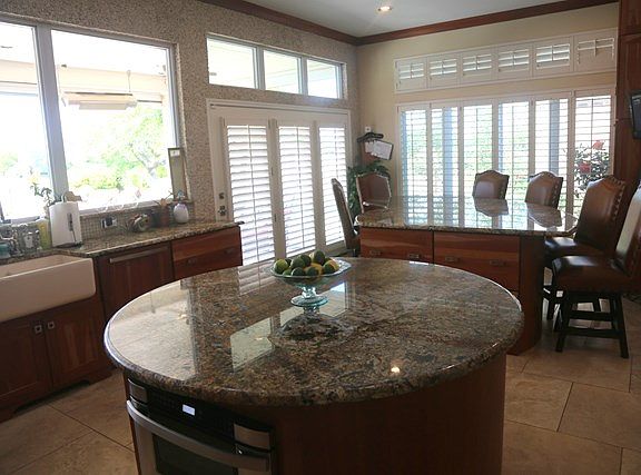 4th image of 6839 Island Cir