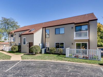 1306 Glendale Gardens Dr APT B, Saint Louis, MO, 63122