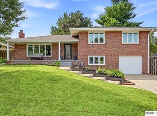 4505 Monroe St, Omaha, NE 68117