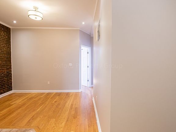4th image of 382 S 4th St #3C
