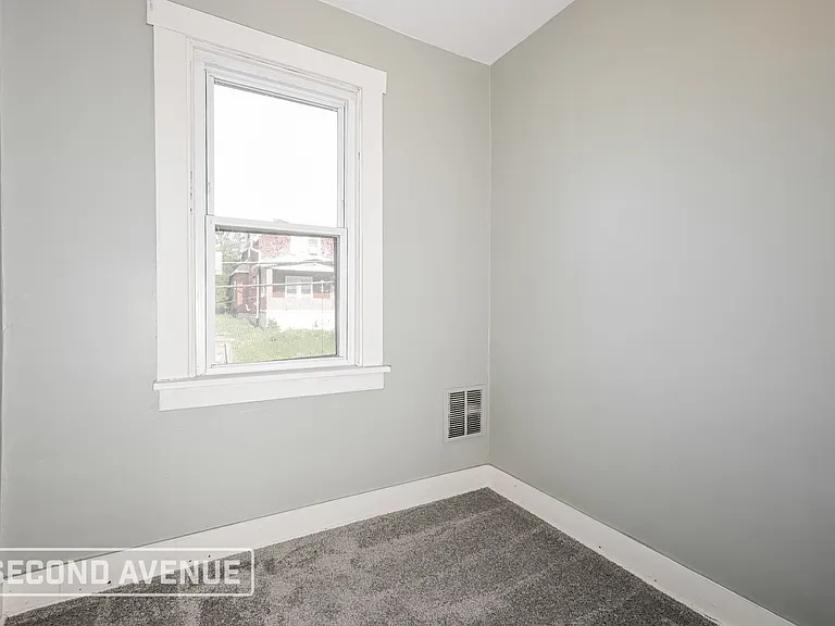 833 Vermont Ave — Photo 15