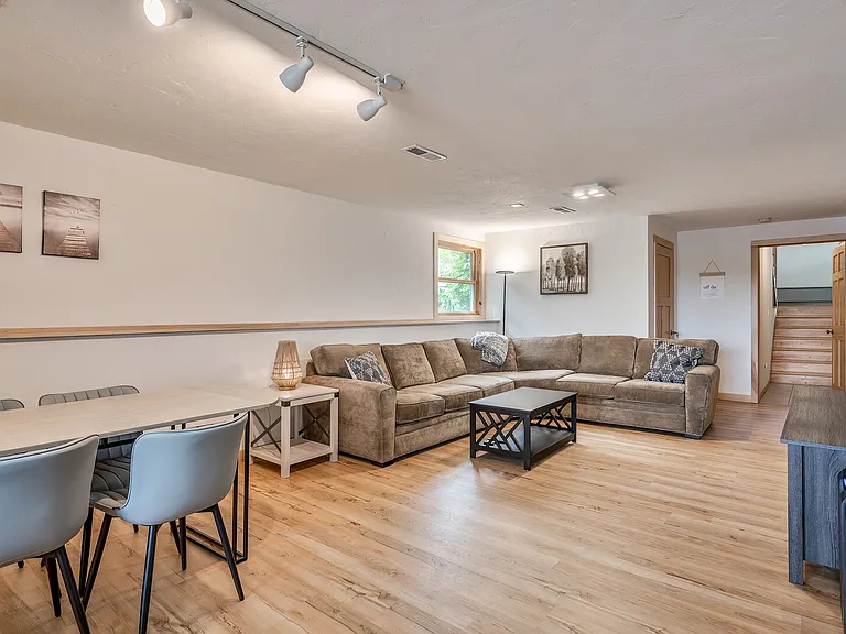 Medicine Lake Dr W — Photo 9