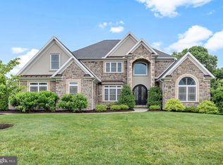 25 Windswept Way, Camp Hill, PA 17011