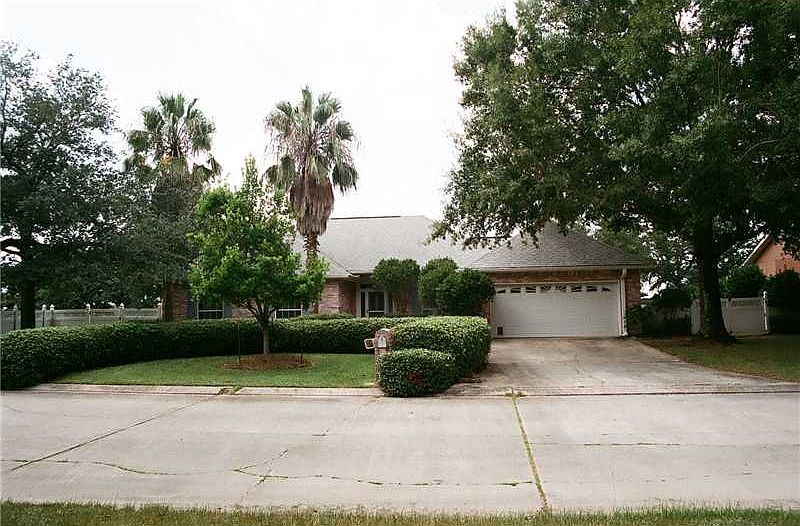 1st image of 14329 S Lakeshore Dr