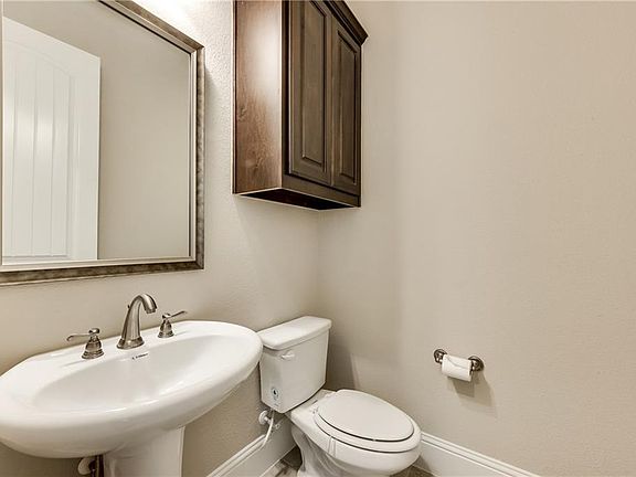 4th image of 1544 Torrent Dr