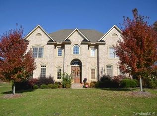 3305 Delamere Dr, Matthews, NC 28104